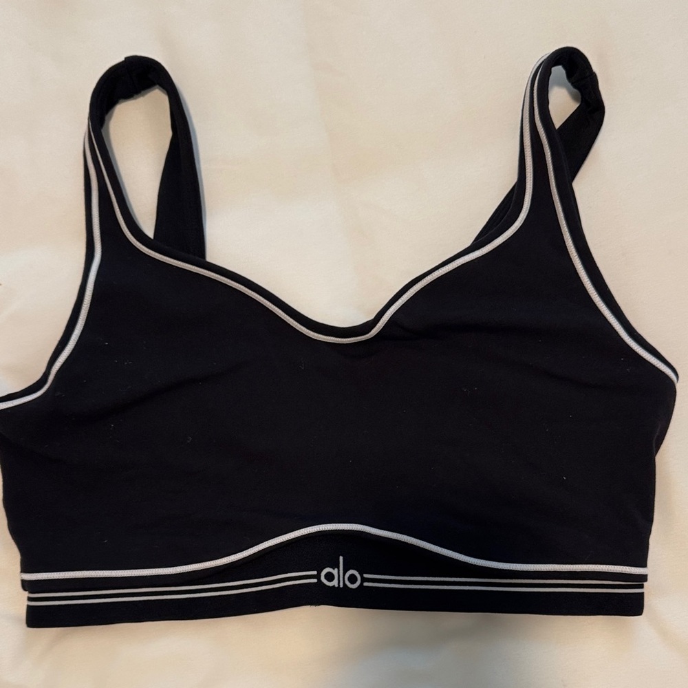 ALO Yoga Airbrush Heart Throb Bra